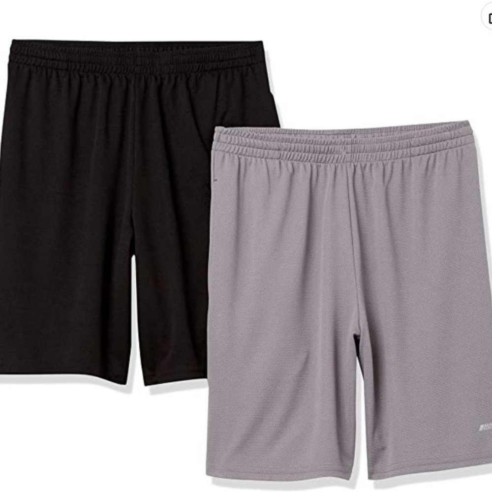 Amazon Essentials Men's Performance Tech Loose-Fit Shorts, Pack of 2 - Used Once